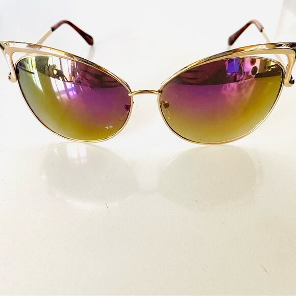 NORDSTROM Rainbow Gold Circlular Oversized Cat Eye Geometric Sunglasses Sunnies - Picture 2 of 7